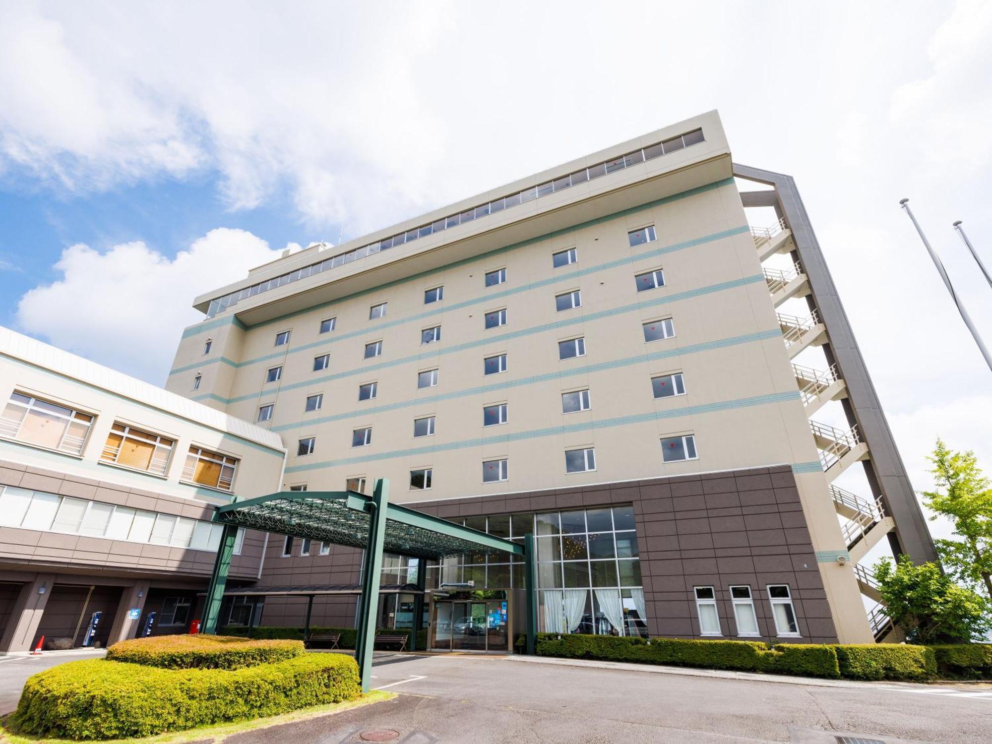 คัมโปะ โนะ ยะโดะ ไยซุ Hotel ภายนอก รูปภาพ